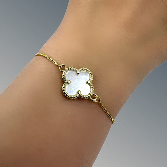Clover Charm on Plated Gold Pull Chain Bracelet: Mother of Pearl (PBT4CLVMOP) Bracelet athenadesigns