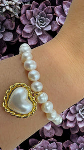 Pearl Stretch Bracelet With Heart Charm (BG3436) Bracelet athenadesigns 