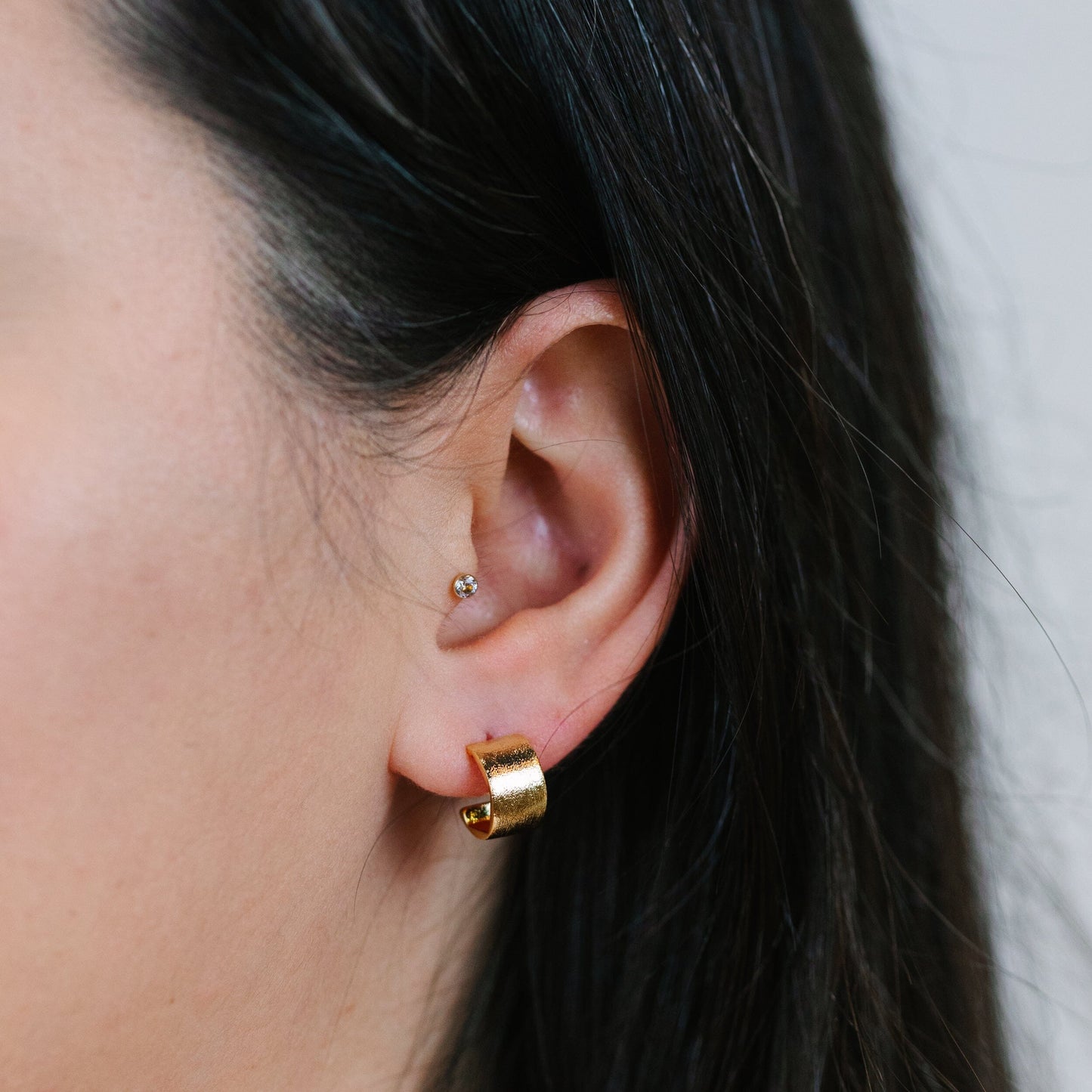 Curved Hoop Earrings Earrings athenadesigns 