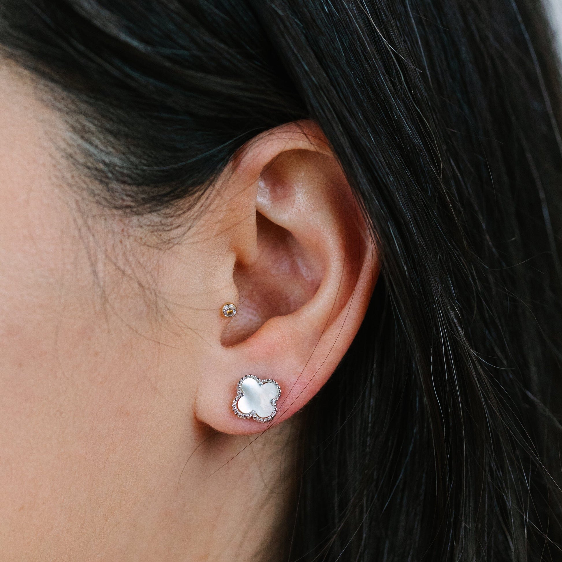 Silver/Enamel Clover Studs Earrings Iishii Designs 