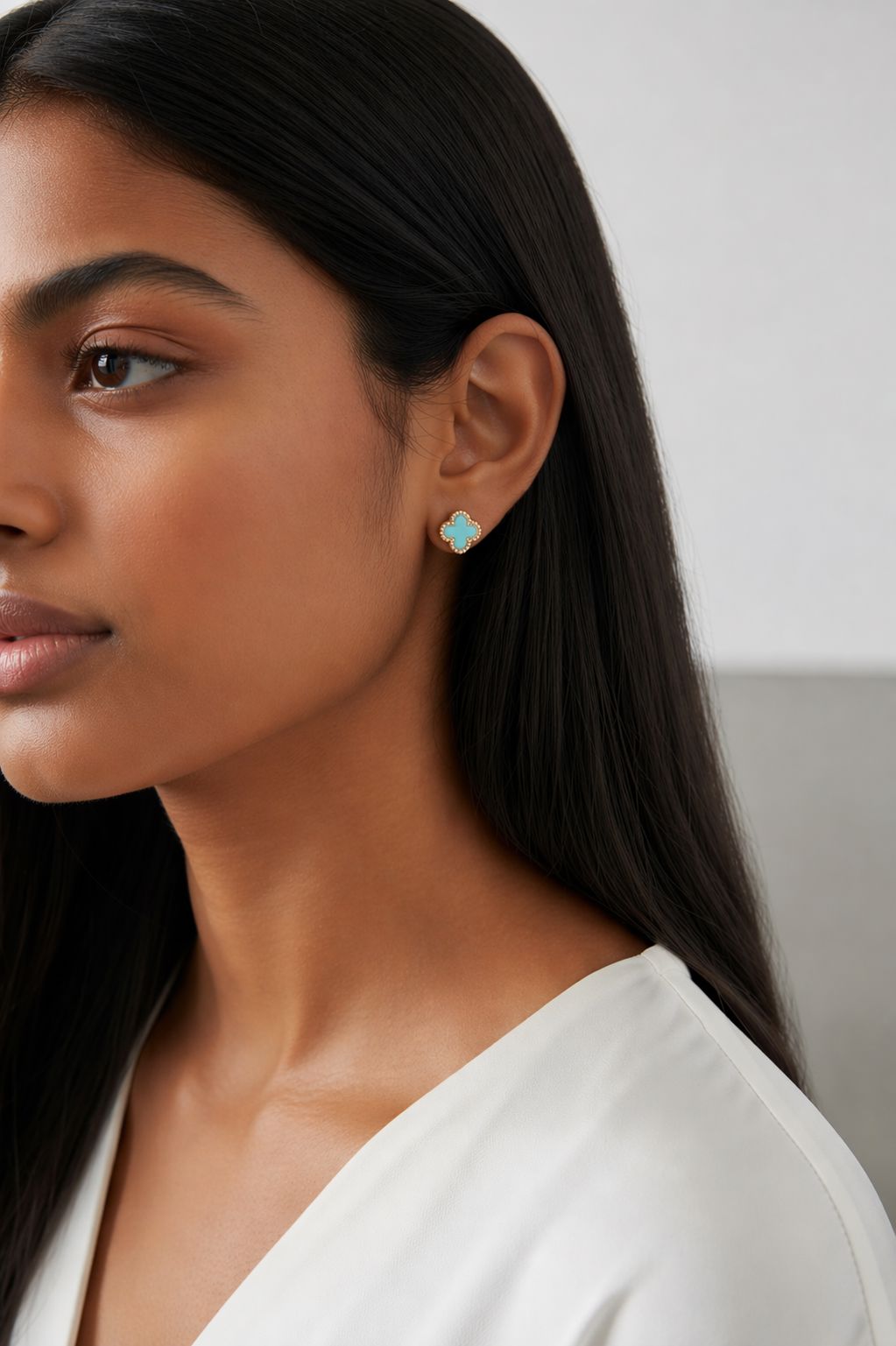 Clover Studs Earrings Milaa 